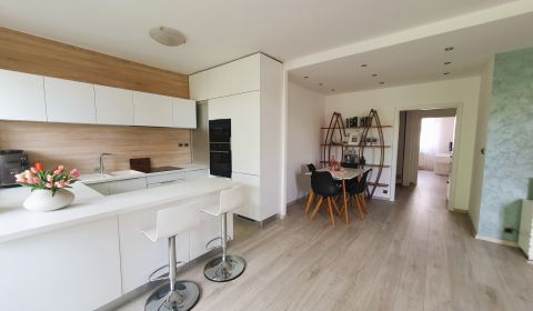Prodej Byt 3+1, Byt 3+1, Kováčska, Bratislava - Nové Mesto, Slovensko