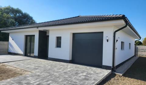 Prodej Rodinný dům, Rodinný dům, Komárno, Slovensko