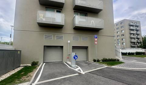 Pronájem Garáže, Garáže, Ivanská cesta, Bratislava - Ružinov, Slovensk