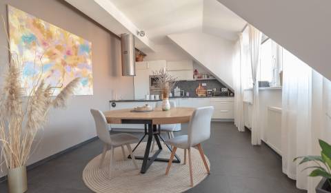 Prodej Byt 3+1, Byt 3+1, Bratislava - Staré Mesto, Slovensko