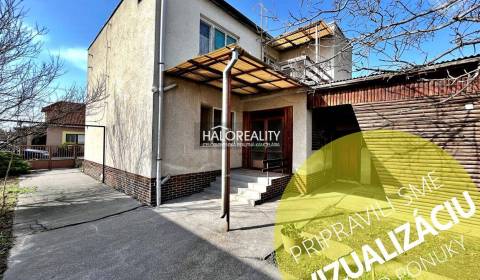 Prodej Rodinný dům, Levice, Slovensko