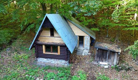 Prodej Chata, Chata, Banská Bystrica, Slovensko