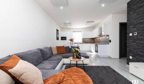 Prodej Rodinný dům, Rodinný dům, Šipošovské Kračany, Dunajská Streda, 