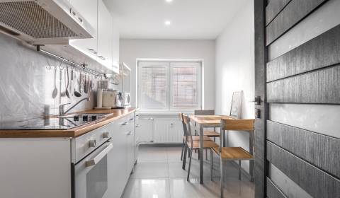 Prodej Byt 3+1, Byt 3+1, Heydukova, Bratislava - Staré Mesto, Slovensk