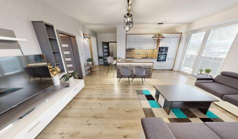 Prodej Byt 3+1, Byt 3+1, Námestie Iglovia, Spišská Nová Ves, Slovensko