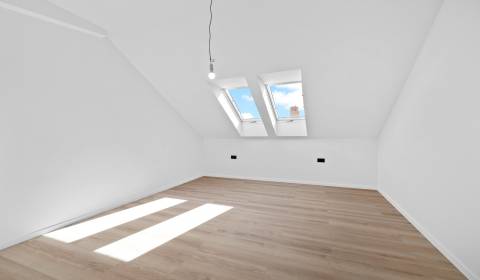 Prodej Byt 3+1, Byt 3+1, Trnavská cesta, Bratislava - Nové Mesto, Slov