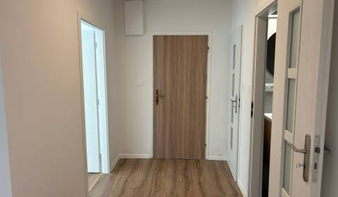 Prodej Byt 3+1, Byt 3+1, Šaľa, Slovensko