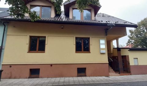 Pronájem Kancelářské prostory, Kancelářské prostory, Poprad, Slovensko