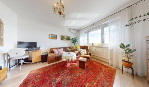 Prodej Byt 4+1, Byt 4+1, Topoľčianska, Bratislava - Petržalka, Slovens