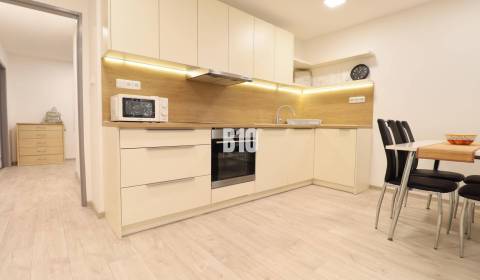 Pronájem Byt 2+1, Byt 2+1, Štúrovo Námestie, Martin, Slovensko