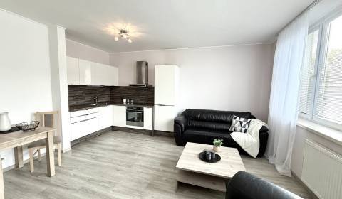 Prodej Byt 2+1, Byt 2+1, Sadová, Senica, Slovensko