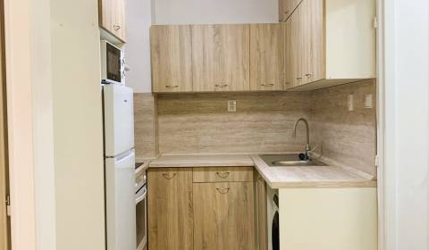 Pronájem Byt 3+1, Byt 3+1, Cesta pod Hradovou, Košice - Sever, Slovens