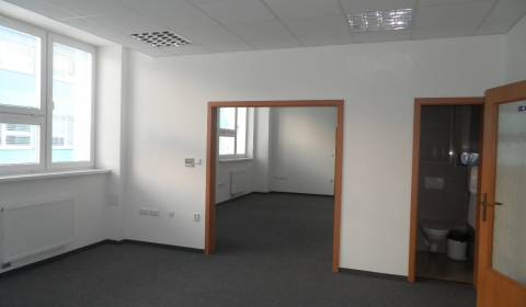 Pronájem Kancelářské prostory, Kancelářské prostory, Hraničná, Bratisl