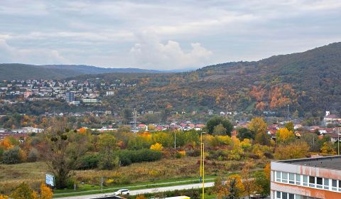 Prodej Byt 4+1, Byt 4+1, Budapeštianska, Košice - Sídlisko Ťahanovce, 