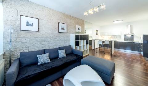 Pronájem Byt 2+1, Byt 2+1, Pri strelnici, Bratislava - Ružinov, Sloven