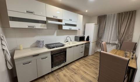 Pronájem Byt 1+1, Byt 1+1, Vnútorná okružná, Komárno, Slovensko