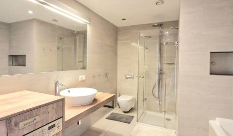 Pronájem Byt 3+1, Byt 3+1, Zámocká, Bratislava - Staré Mesto, Slovensk