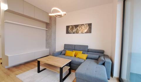 Pronájem Byt 2+1, Byt 2+1, Poprad, Slovensko