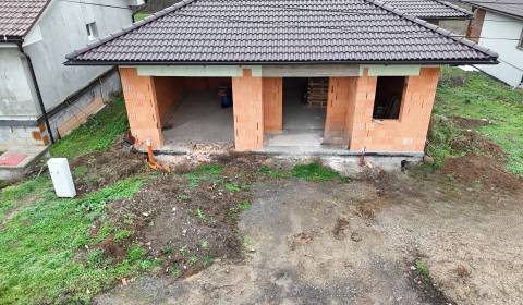 Prodej Rodinný dům, Rodinný dům, Levice, Slovensko