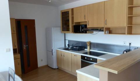 Prodej Byt 2+1, Byt 2+1, Zemplínska, Senec, Slovensko