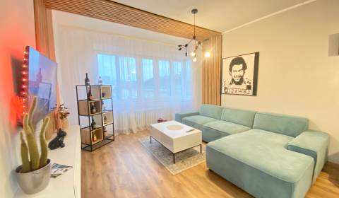 Pronájem Byt 2+1, Byt 2+1, Hlavná, Košice - Staré Mesto, Slovensko