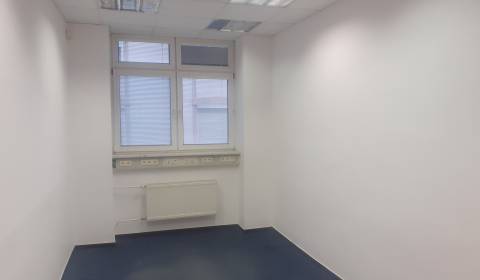 Pronájem Kancelářské prostory, Kancelářské prostory, Železničiarska, B