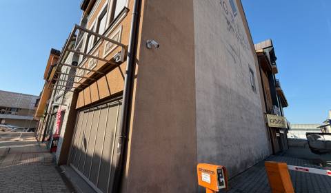 Prodej Byt 2+1, Byt 2+1, Škultétyho, Topoľčany, Slovensko