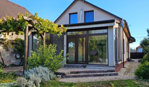 Prodej Rodinný dům, Rodinný dům, Štúrova, Nitra, Slovensko