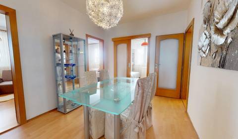 Prodej Byt 3+1, Byt 3+1, Andrusovova, Bratislava - Petržalka, Slovensk