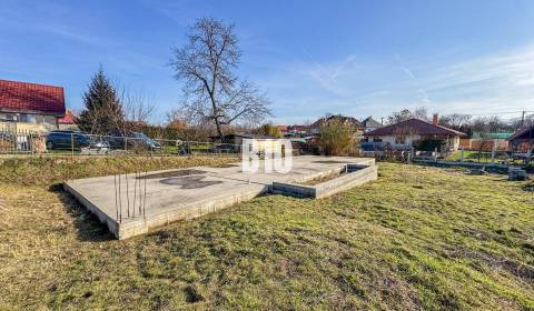 Prodej Pozemky - bydlení, Pozemky - bydlení, Nitra, Slovensko