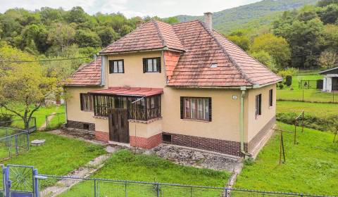 Prodej Rodinný dům, Rodinný dům, Bánovce nad Bebravou, Slovensko