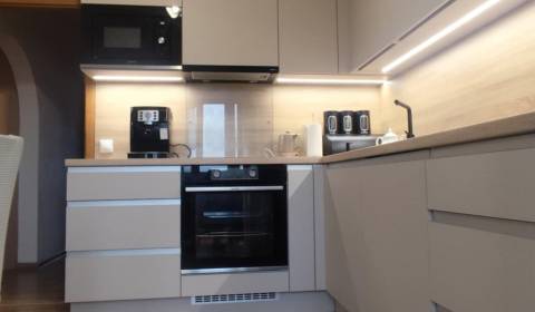 Prodej Byt 3+1, Byt 3+1, Okružná, Čadca, Slovensko