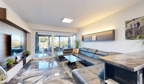 Prodej Rodinný dům, Rodinný dům, Jarná, Dunajská Streda, Slovensko