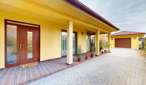 Prodej Rodinný dům, Rodinný dům, Ďatelinová, Komárno, Slovensko