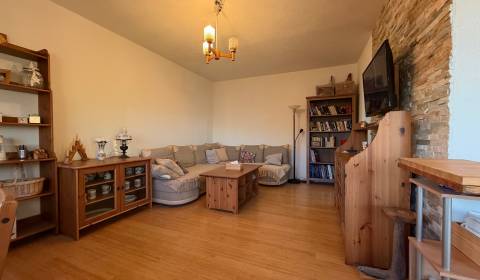 Prodej Byt 2+1, Byt 2+1, Astrová, Bratislava - Ružinov, Slovensko