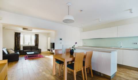 Prodej Rodinný dům, Rodinný dům, Nitra, Slovensko