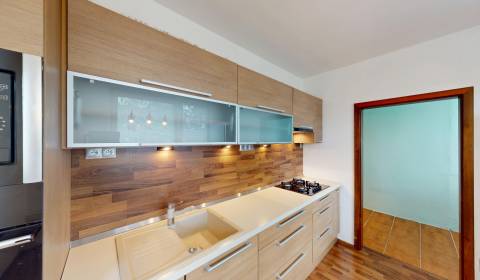 Prodej Byt 3+1, Byt 3+1, Ku Bratke, Levice, Slovensko