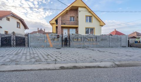 Prodej Rodinný dům, Rodinný dům, Dunajská Streda, Slovensko