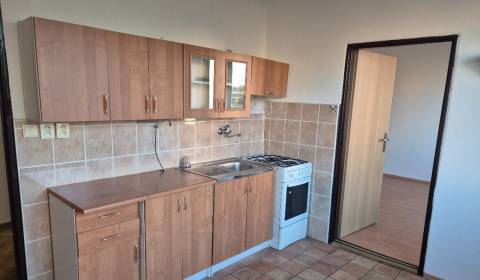 Prodej Byt 1+1, Byt 1+1, Eótvosa, Komárno, Slovensko