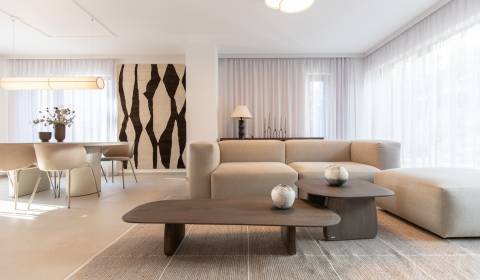 Pronájem Byt 4+1, Byt 4+1, Jančova, Bratislava - Staré Mesto, Slovensk