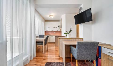 Prodej Byt 2+1, Byt 2+1, Poprad, Slovensko