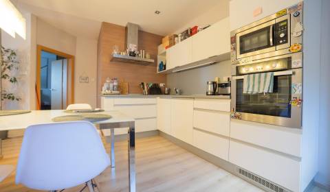 Pronájem Byt 2+1, Byt 2+1, Šípošova, Martin, Slovensko