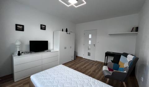 Pronájem Byt 2+1, Byt 2+1, Hurbanova, Martin, Slovensko