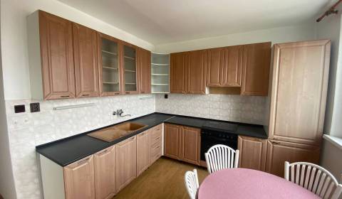 Pronájem Byt 2+1, Byt 2+1, Poprad, Slovensko