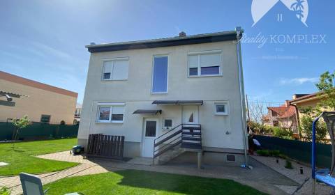 Prodej Rodinný dům, Rodinný dům, Šafariková, Komárno, Slovensko