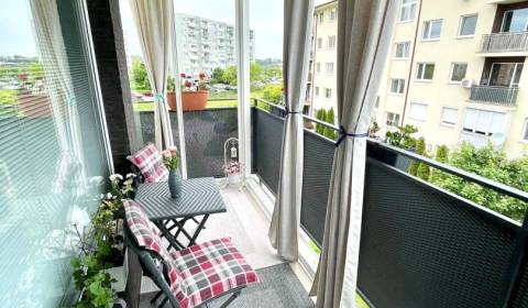 Pronájem Byt 2+1, Byt 2+1, Dunajská Streda, Slovensko