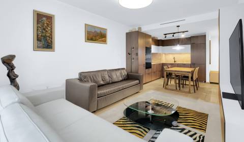 Pronájem Byt 2+1, Byt 2+1, Floriánska, Bratislava - Staré Mesto, Slove