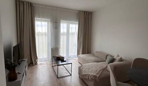 Pronájem Byt 2+1, Byt 2+1, Labutia, Bratislava - Petržalka, Slovensko