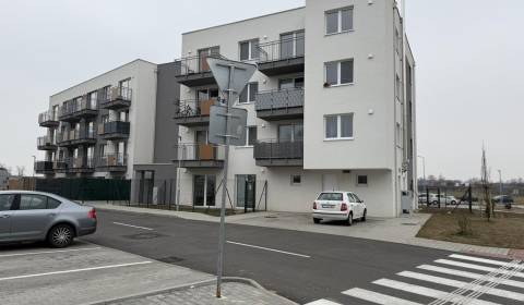 Pronájem Byt 2+1, Byt 2+1, Hlavná, Trnava, Slovensko