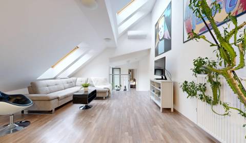 Prodej Byt 4+1, Byt 4+1, Baštová, Bratislava - Staré Mesto, Slovensko